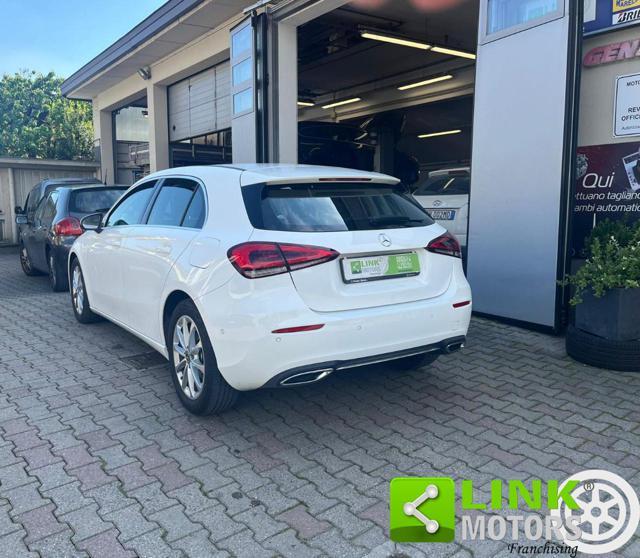 MERCEDES-BENZ A 200 Sport
