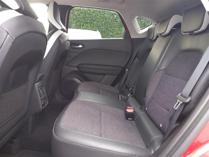 Renault Captur 1.6 Hybrid Intens E-Tech Auto