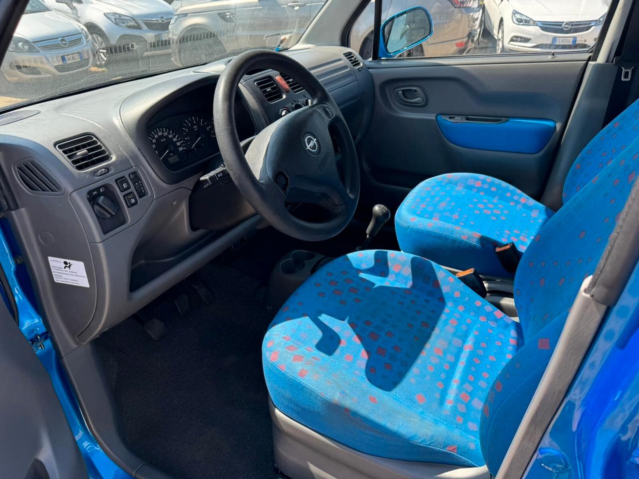 Opel Agila 1.2 16V Comfort