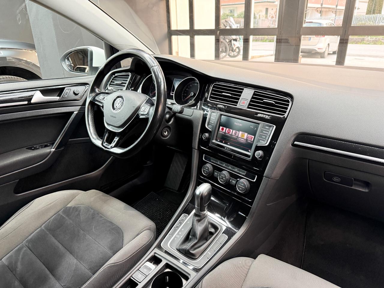 Volkswagen Golf 2.0 TDI 150CV Highline DSG