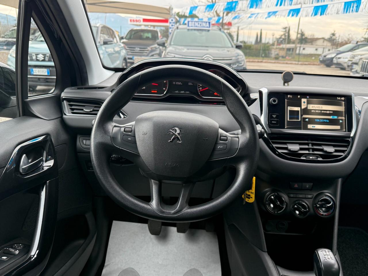 " UNA CHICCA " Peugeot 208 1.6 e-HDi 92 CV Allure