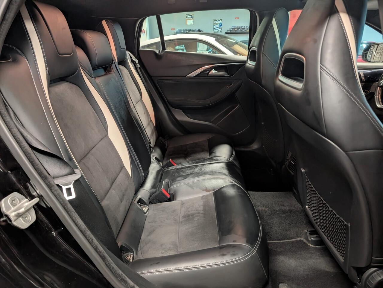 Infiniti Q30 1.5 diesel Sport Black