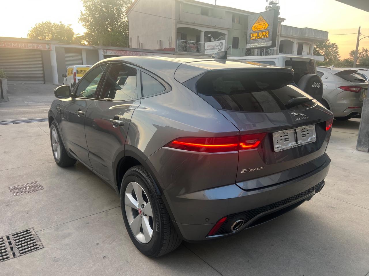Jaguar E-Pace 2.0D 180 CV AWD R-Dynamic