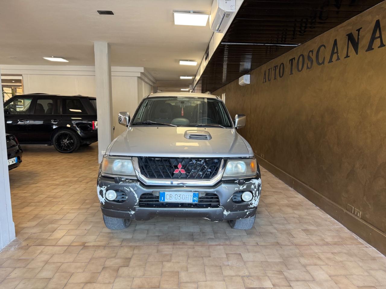 Mitsubishi Pajero Sport 2.5 TDI GLX