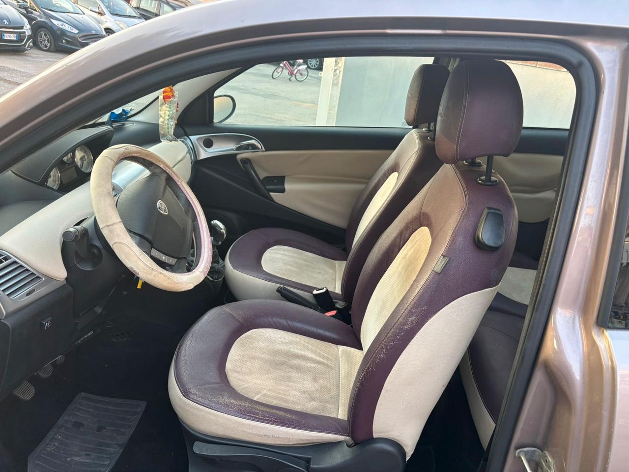 Lancia Ypsilon 1.4 Platino Ecochic GPL