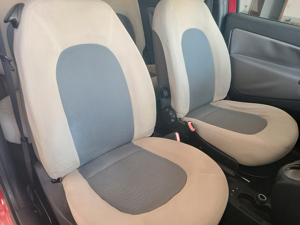 Lancia Ypsilon 1.3 diesel automatica