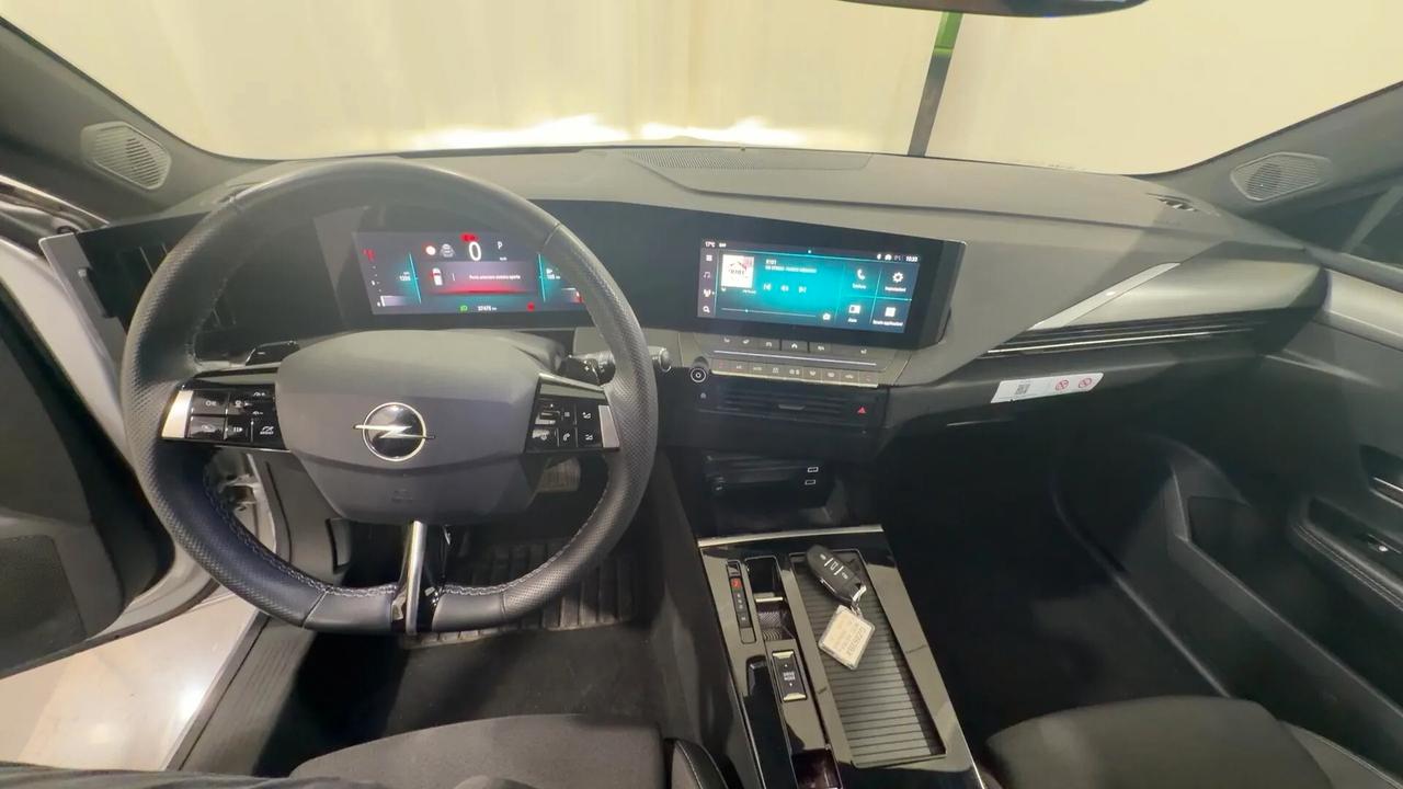 Opel Astra 1.2 Turbo 130 CV GS