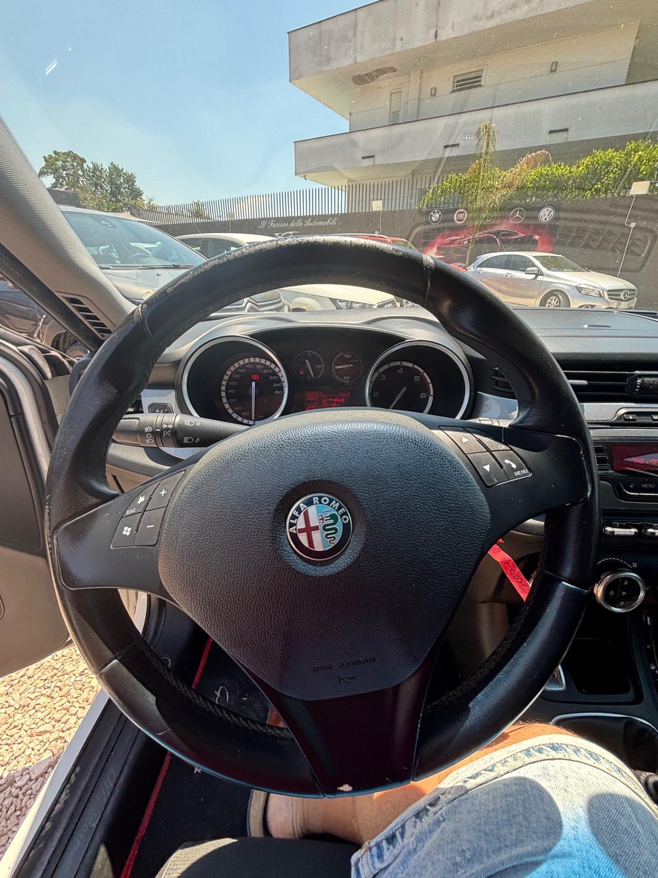 Alfa Romeo Giulietta 2.0 JTDm-2 140 CV Distinctive
