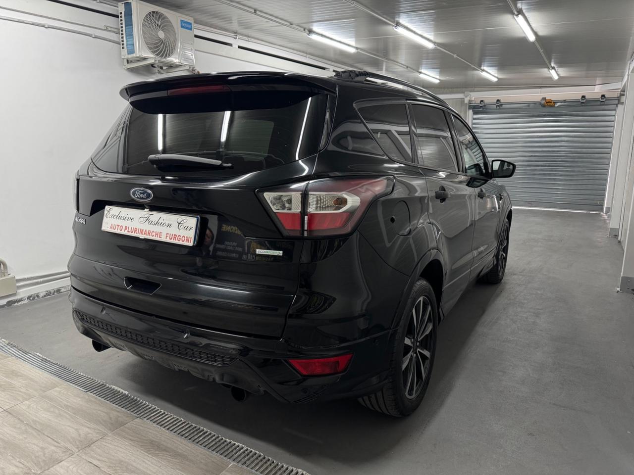 Ford Kuga 1.5 EcoBoost ST-Line