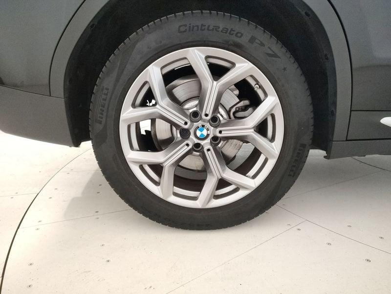 BMW X3 xdrive20d mhev 48V auto