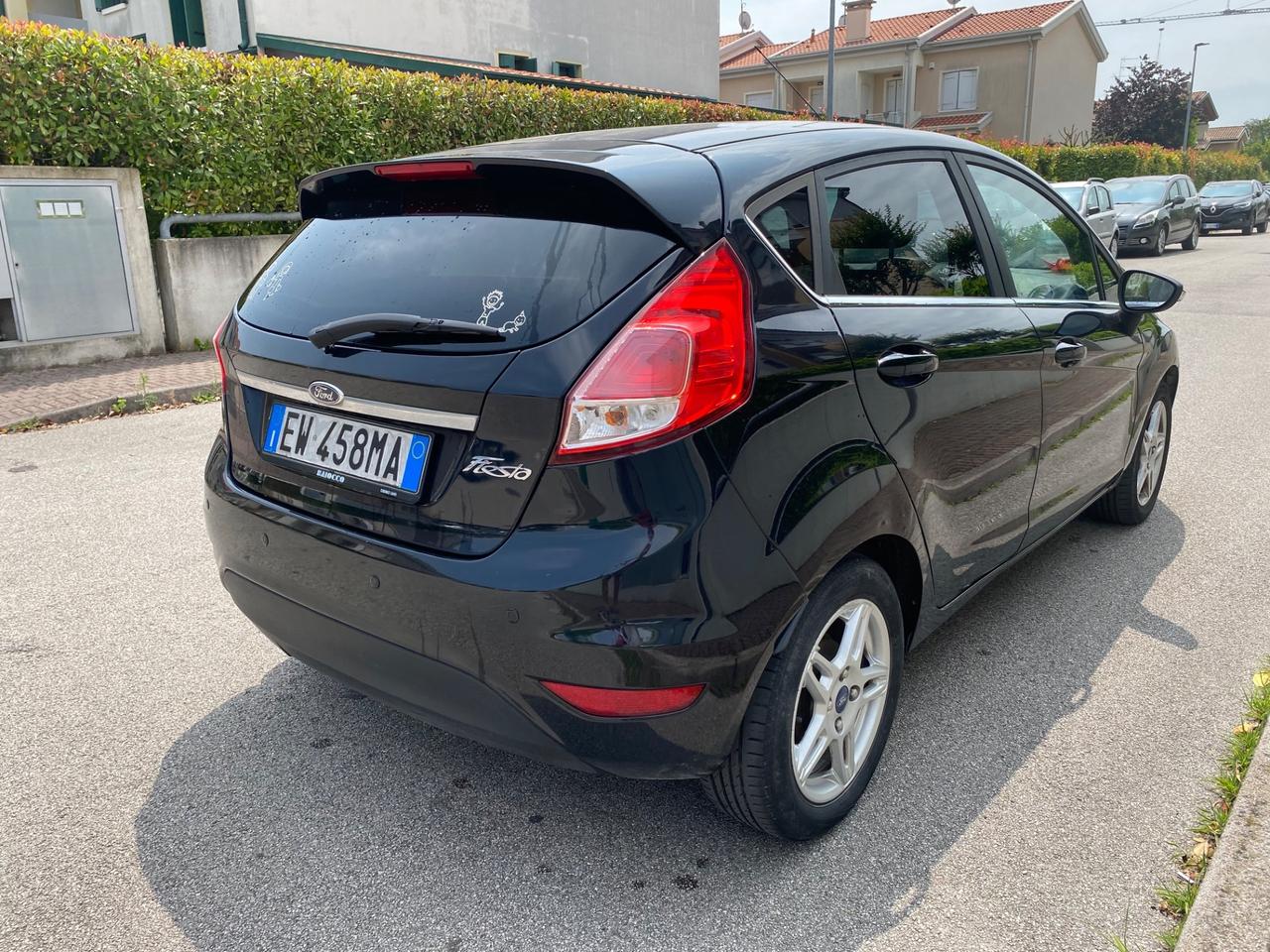 Ford Fiesta 1.2Metano 5 porte