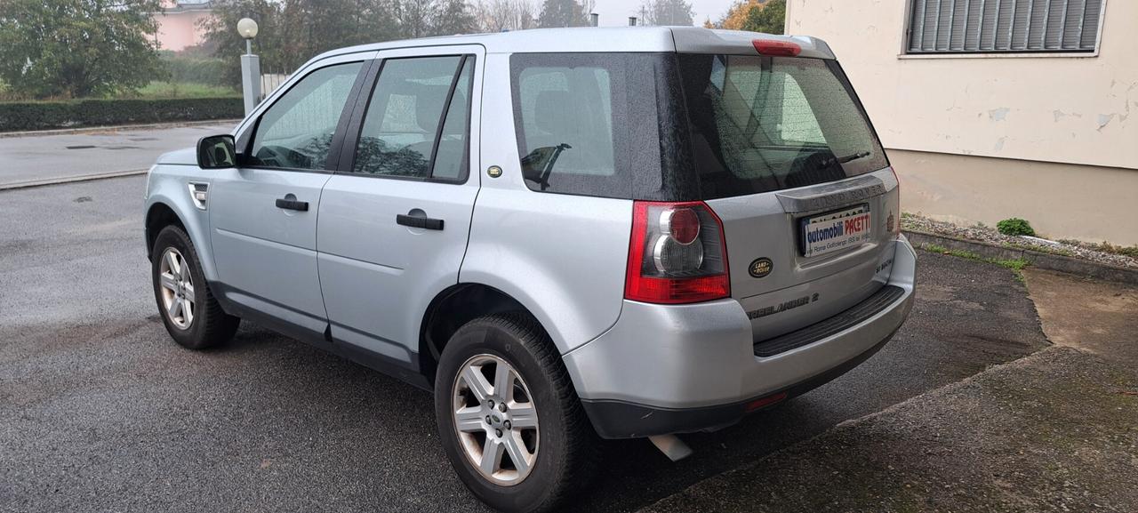 Land Rover Freelander 2 2.2 TD4 S