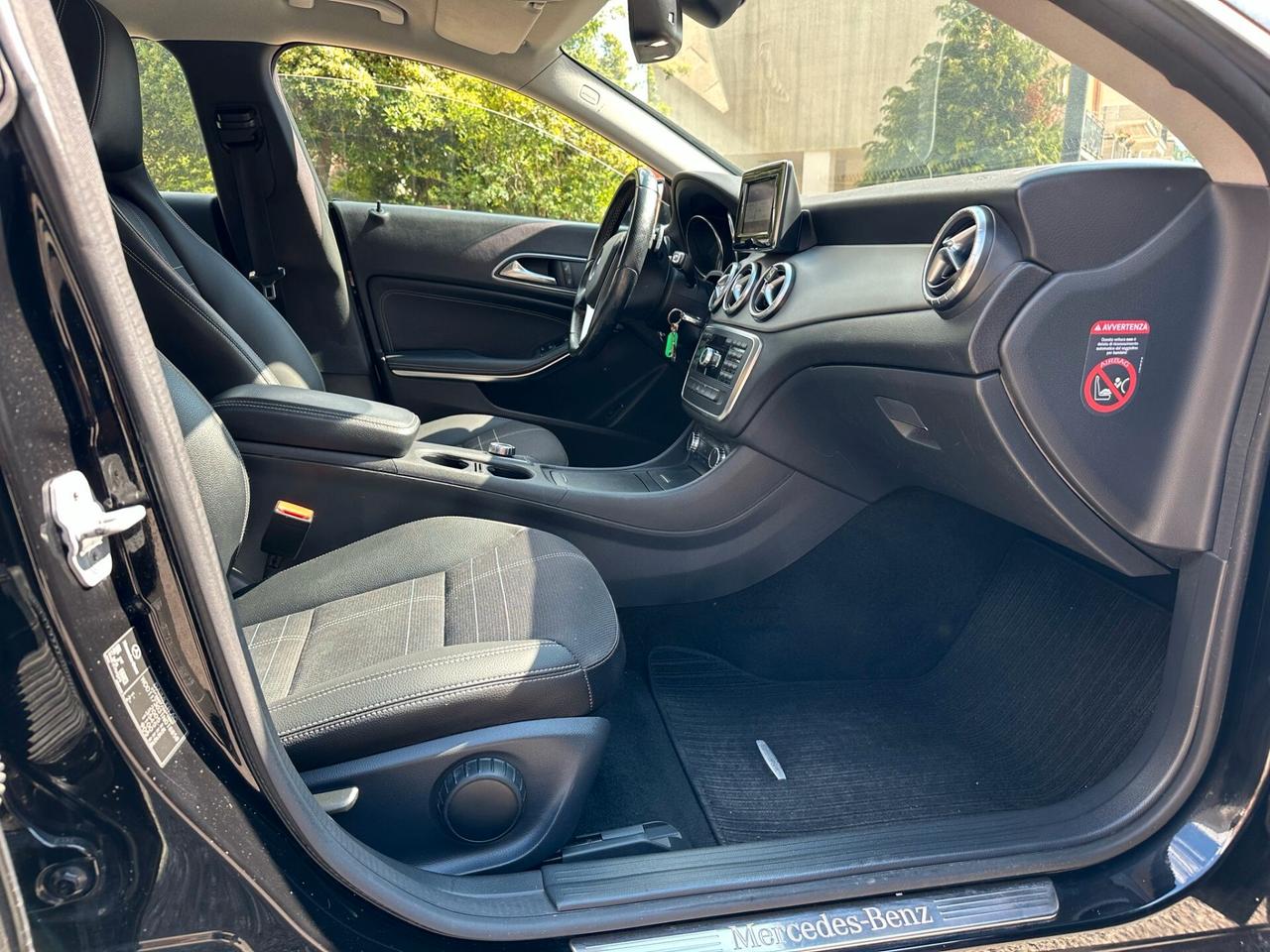 Mercedes-benz CLA 220 CLA 220 CDI Automatic Sport