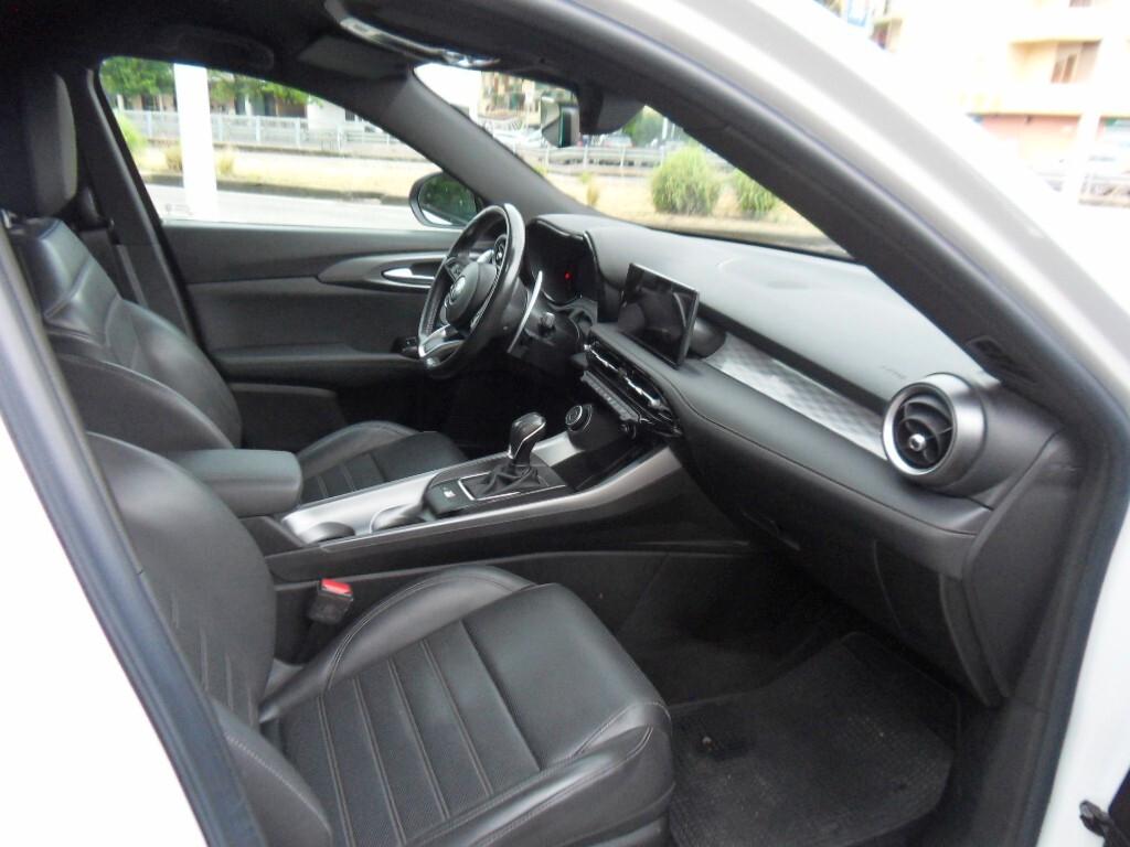 Alfa Romeo Tonale 1.5 160 CV MHEV TCT7 Veloce