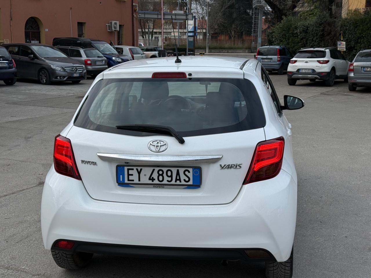 Toyota Yaris 1.0 5 porte Lounge