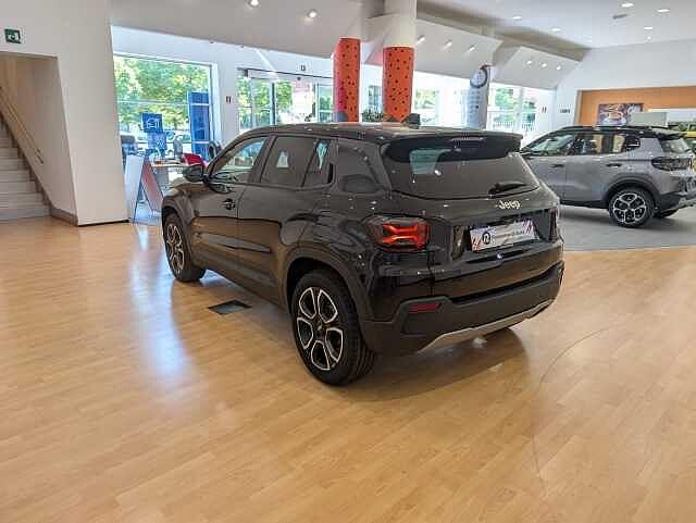 Jeep Avenger Summit 1.2 Hybrid