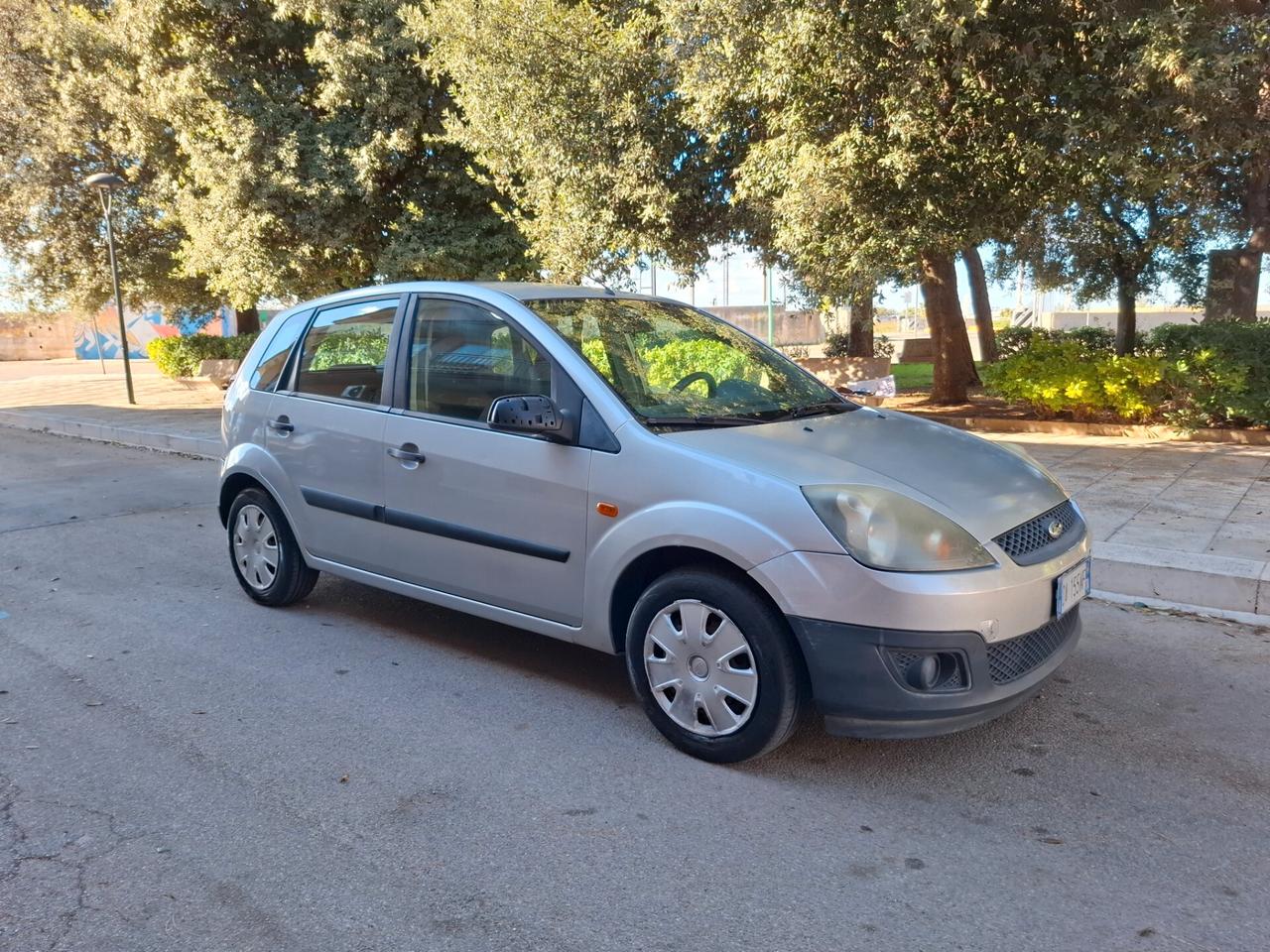 Ford Fiesta 1.4 TDCi 68cv 5 Porte