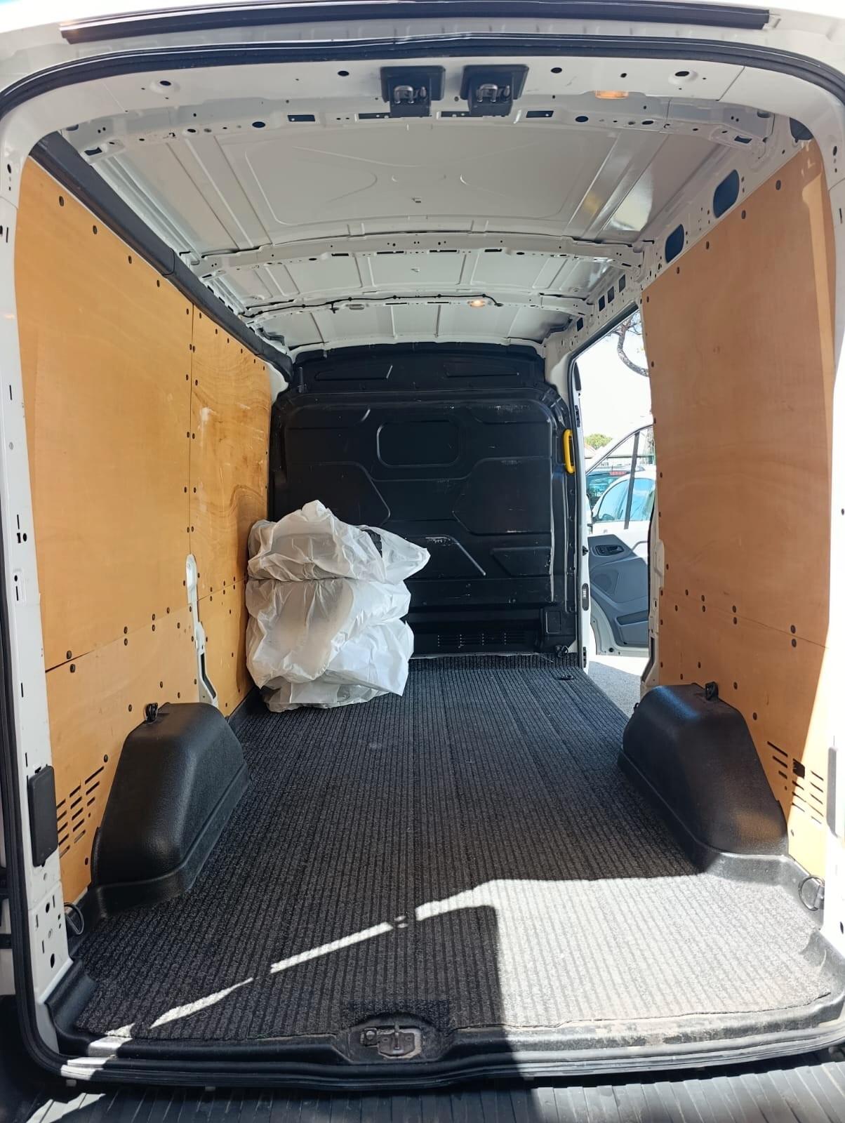 Ford Transit tetto alto 2.2 tdci 2015