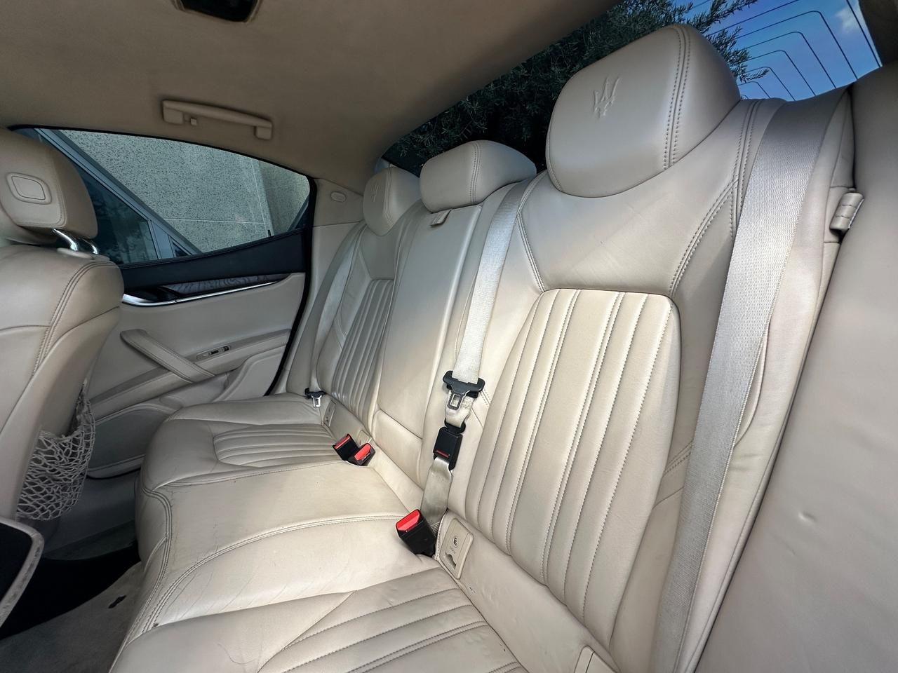Maserati Ghibli 3.0 V6 275cv auto
