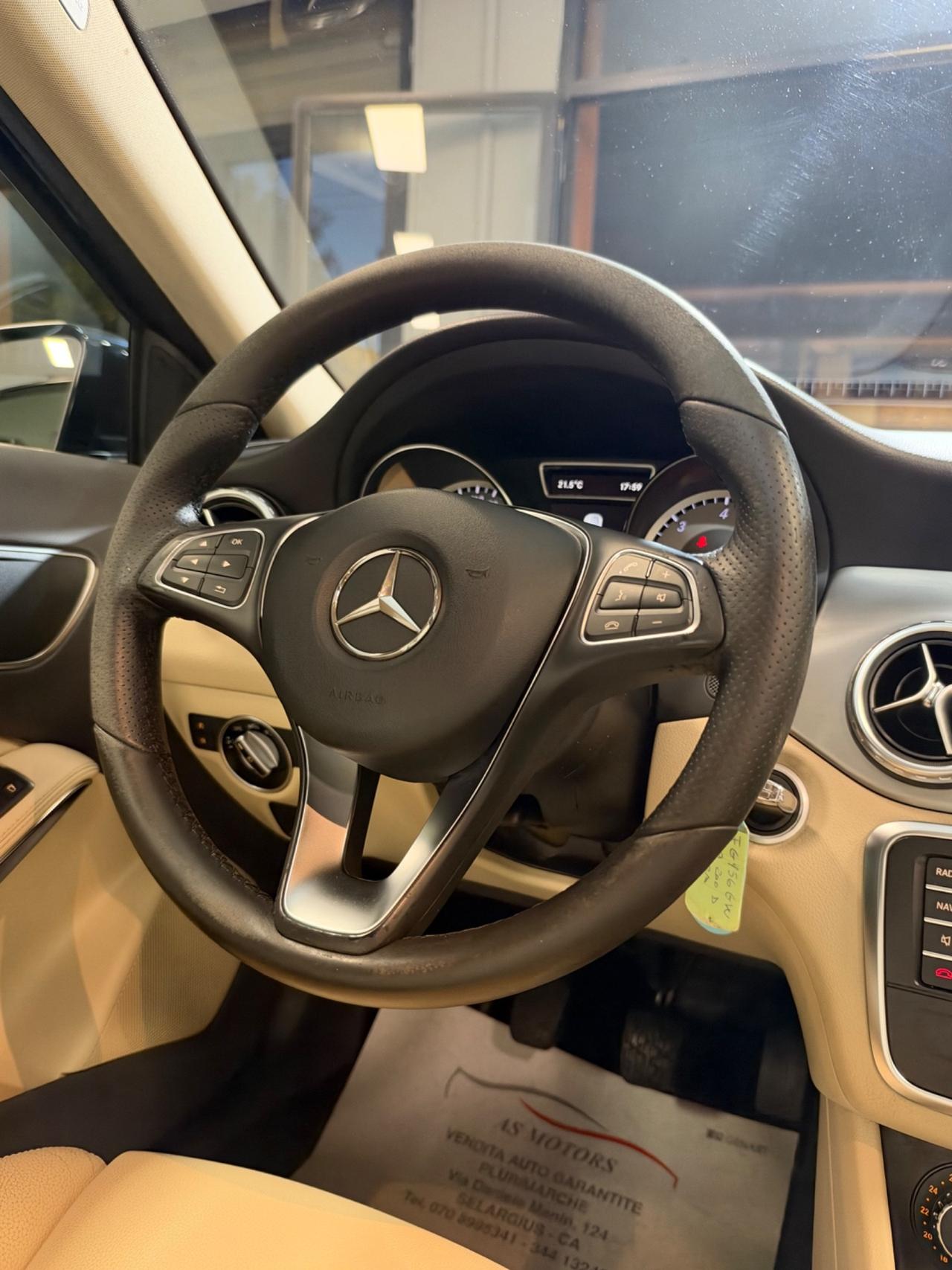 Mercedes-benz GLA 200 d Sport Tetto apribile