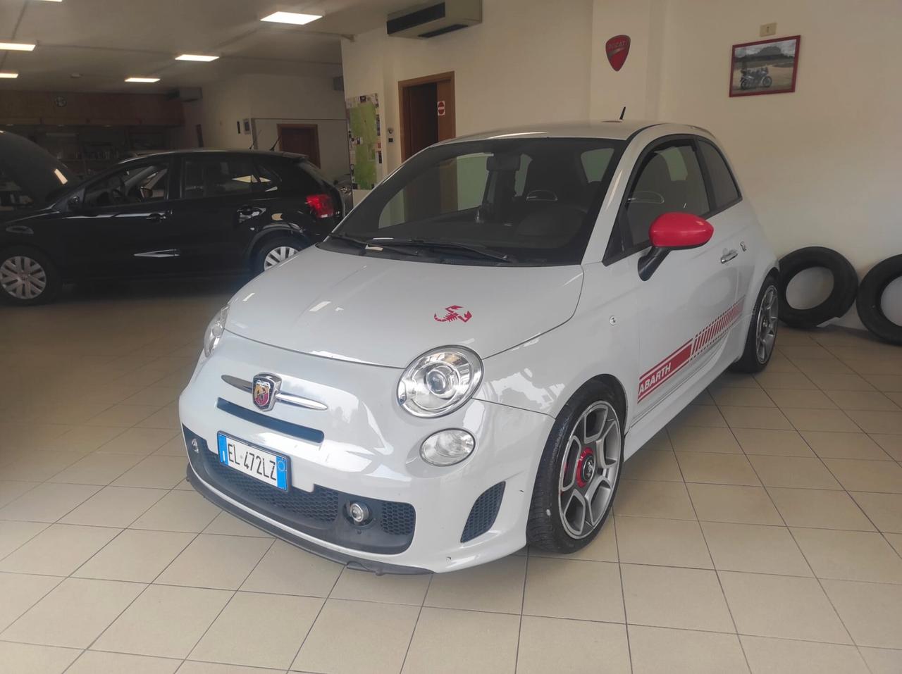 Abarth 500 con kit EsseEsse 1.4 Turbo T-Jet 160 CV Turismo