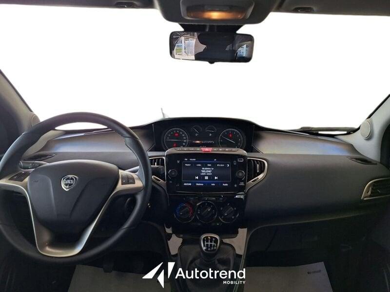 Lancia Ypsilon 1.0 FireFly 70 CV 5 Posti Hybrid Silver S&S