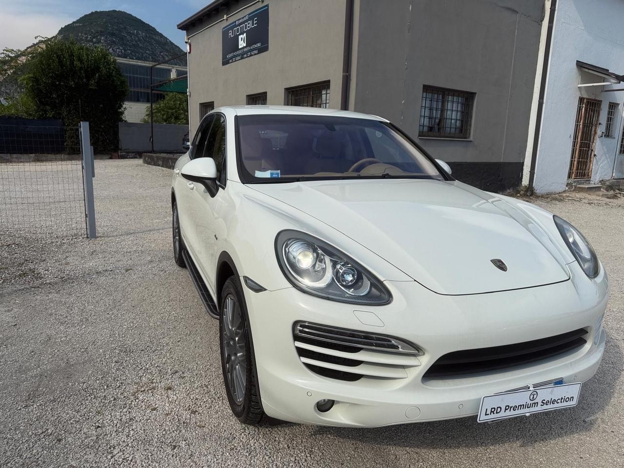 Porsche Cayenne 3.0 V6 tdi 245cv tiptronic Euro5b