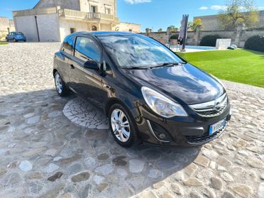 Opel Corsa 1.2 perfetta full optional