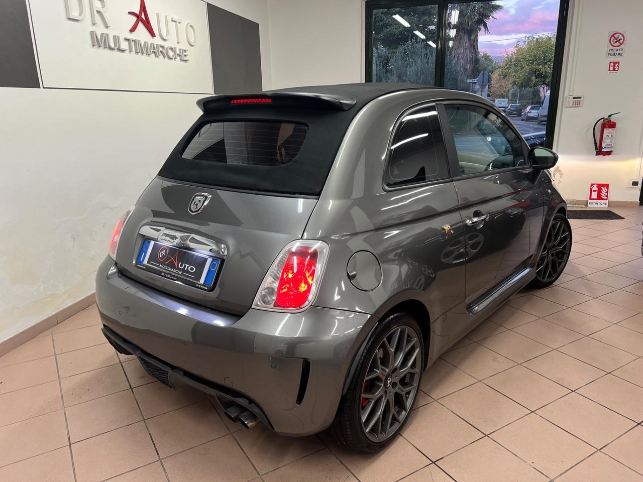 Abarth 500 C 1.4 Turbo T-Jet MTA