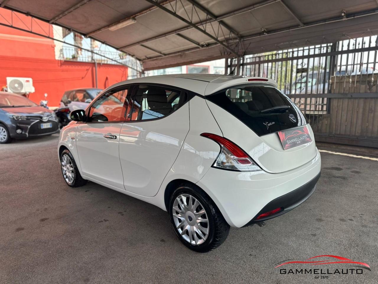 Lancia Ypsilon 1.3 MJT Silver 95CV