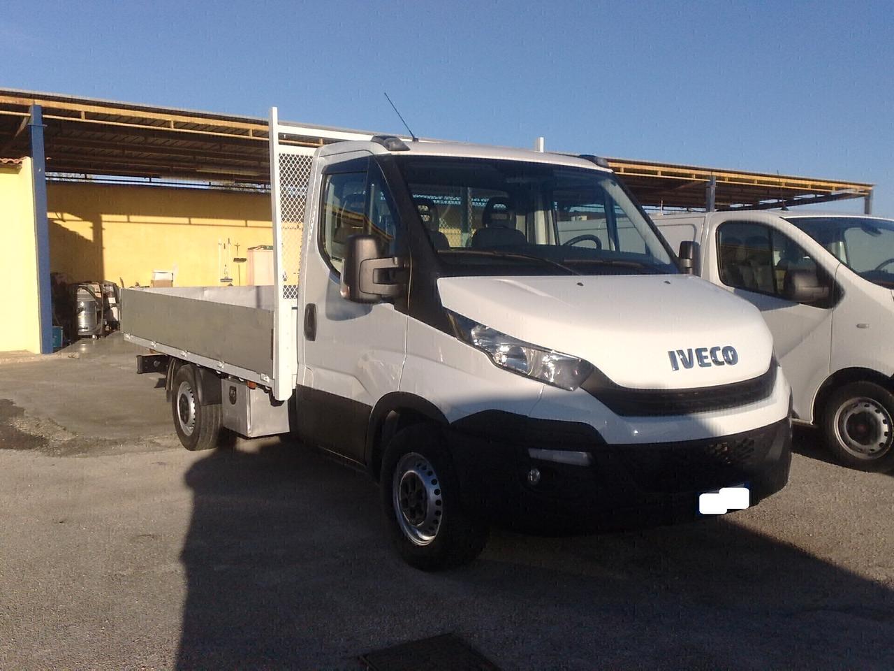Iveco Daily 35s14 2.3hpt CASSONE FISSO - 2019