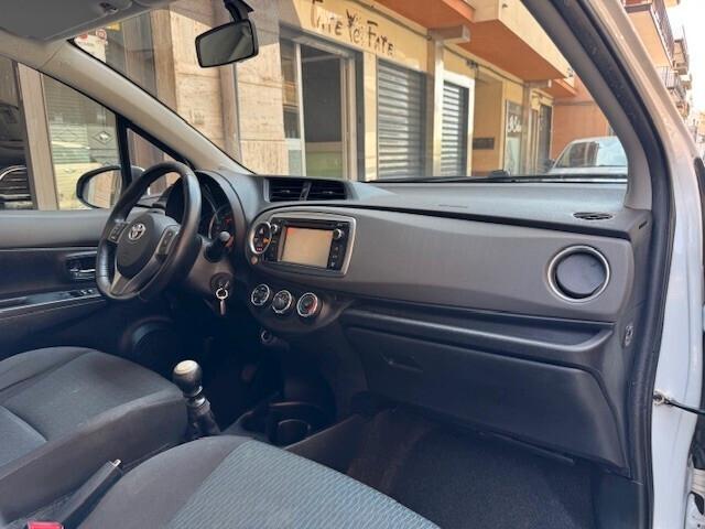 Toyota Yaris 1.4 D-4D 5 porte Lounge