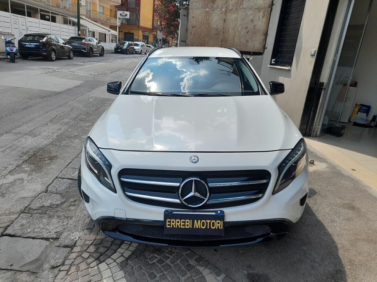 Mercedes-benz GLA 180 d Automatic Premium