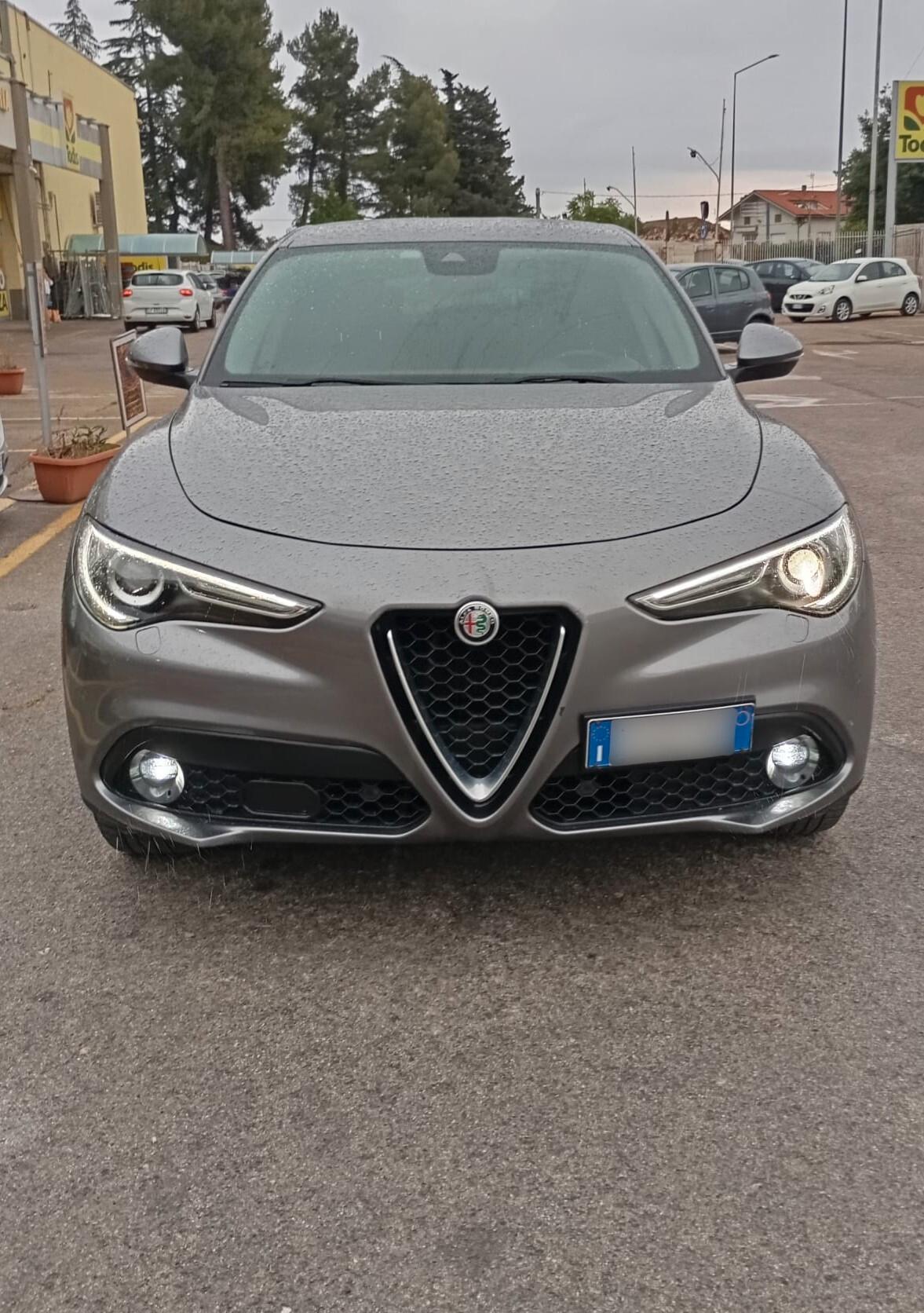Alfa Romeo Stelvio Q4 2.2 Turbodiesel 210 cv automatico