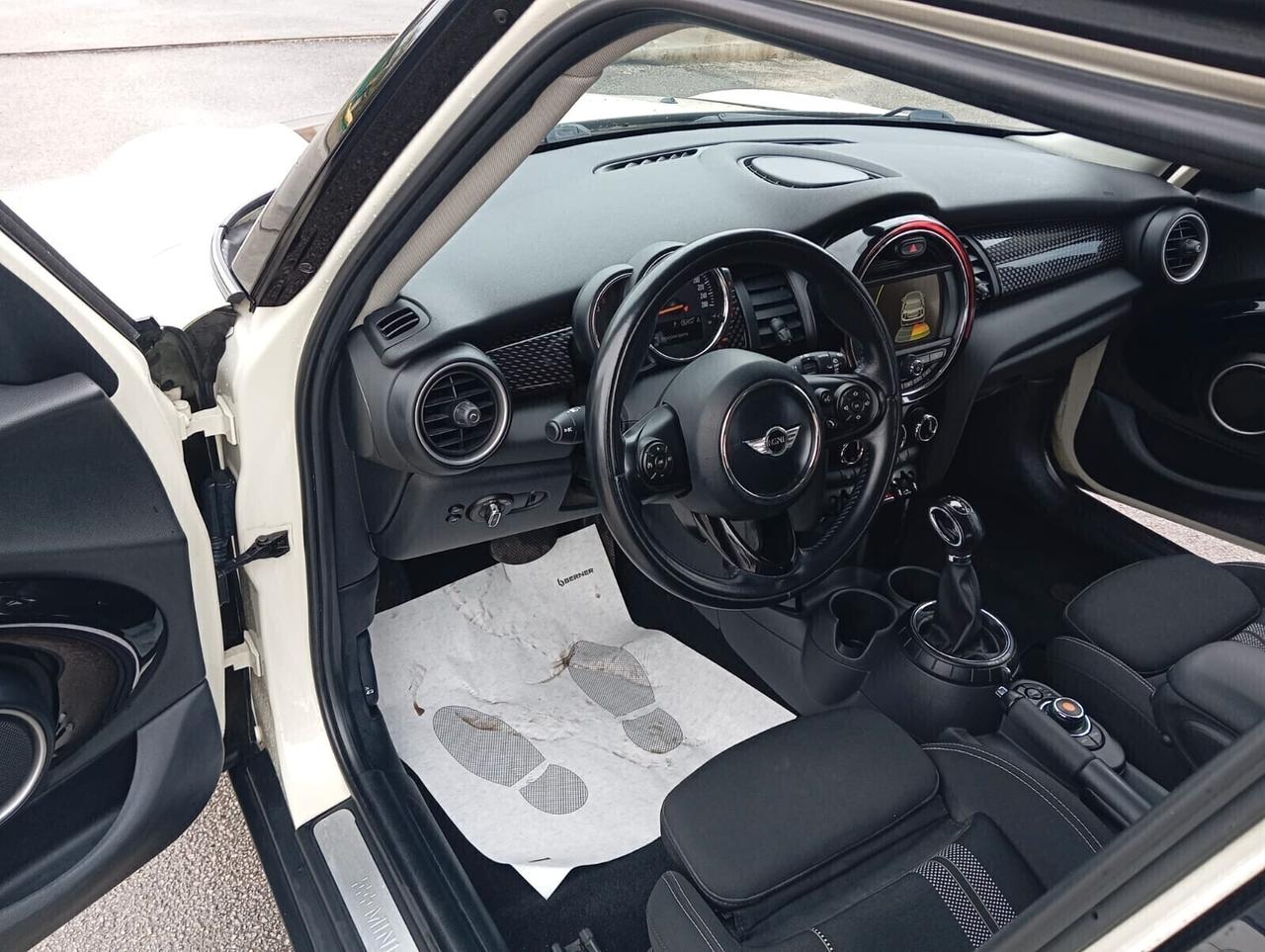Mini 2.0 Cooper SD Business XL