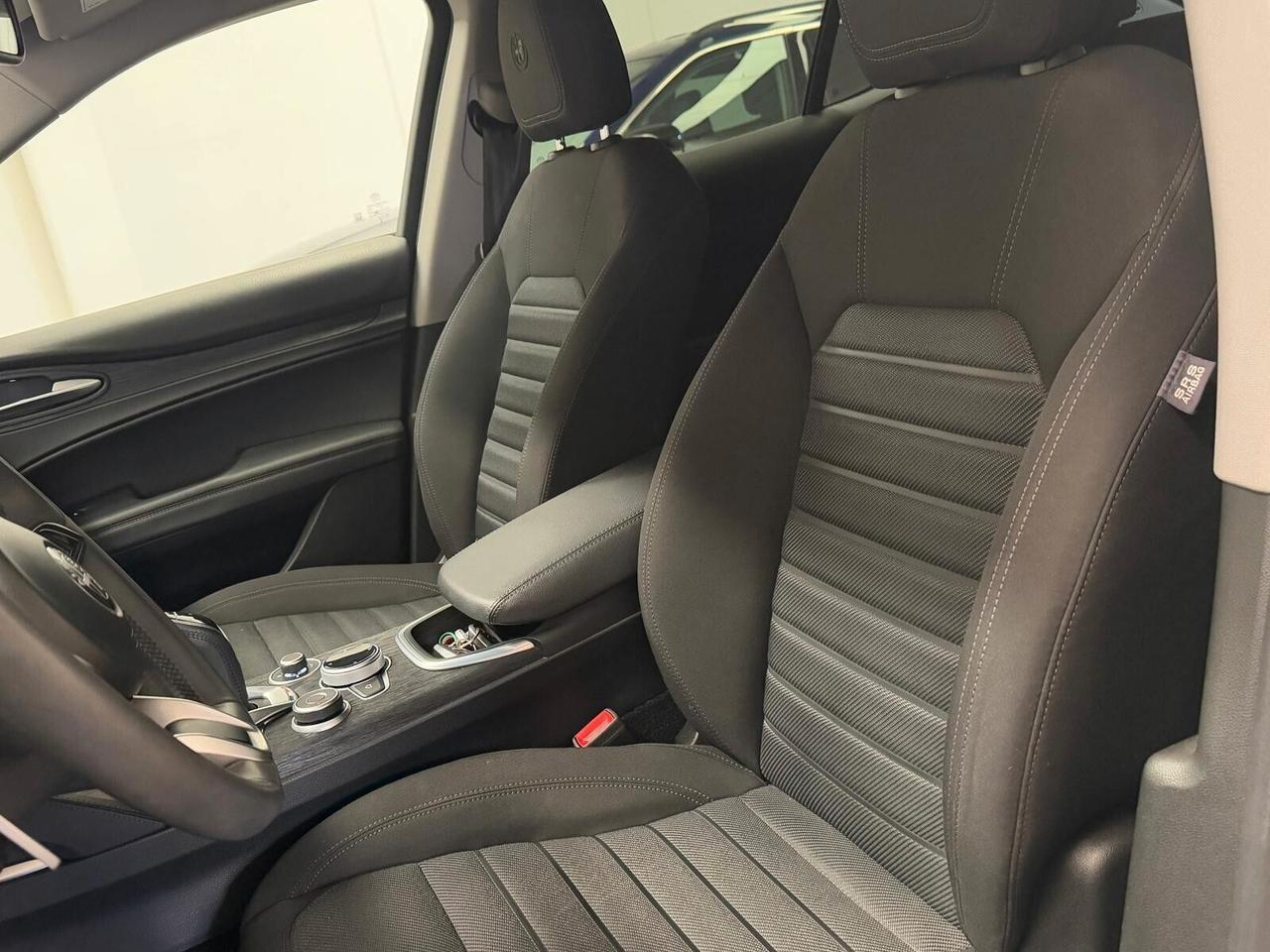 Alfa Romeo Stelvio 2.2 Turbodiesel 190 CV AT8 Q4 Business