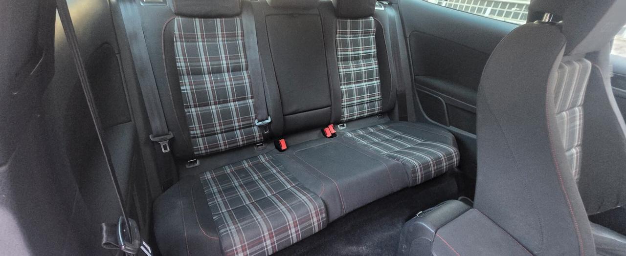 Volkswagen Golf 2.0 TSI 3p. GTI