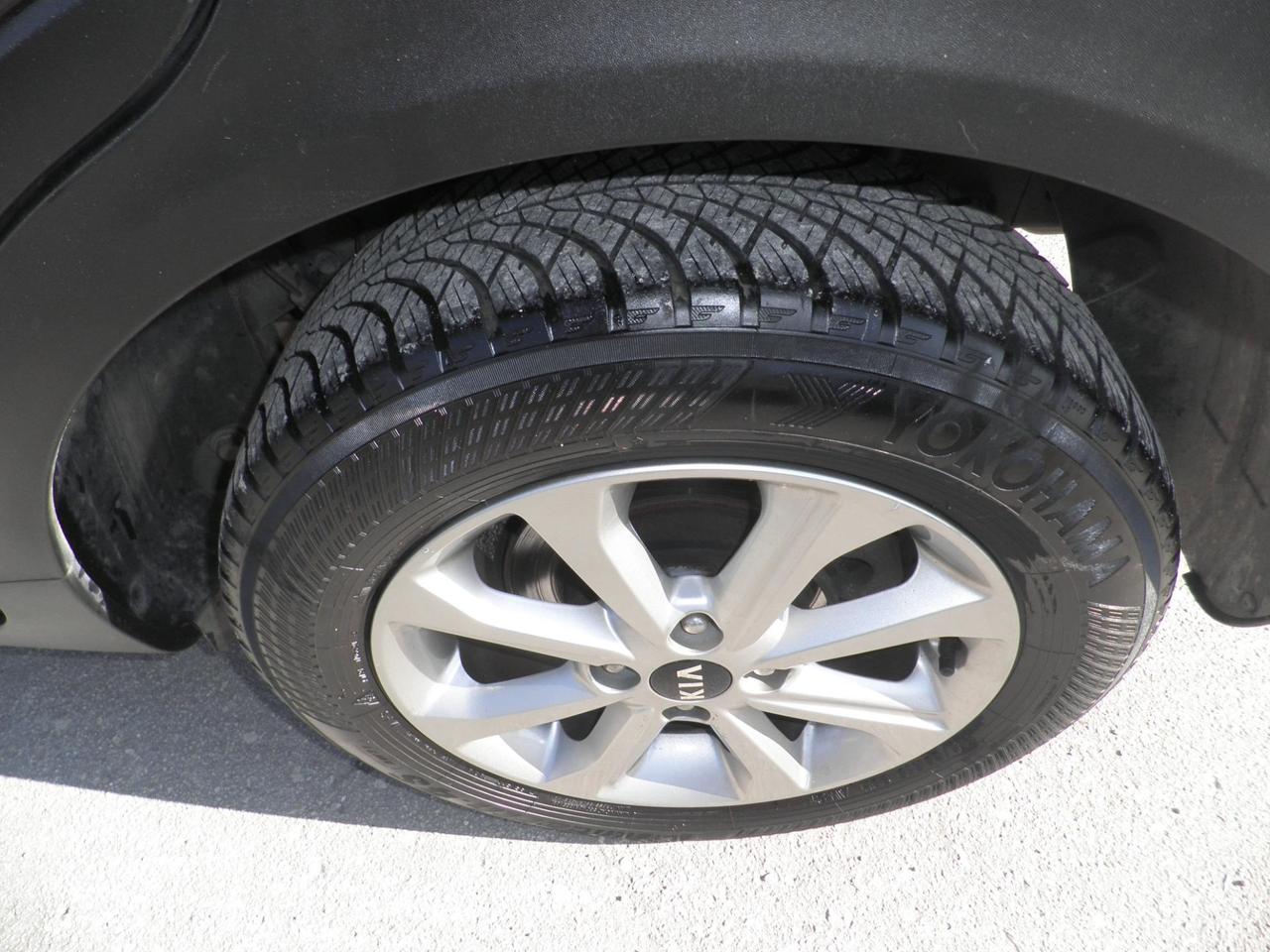 Kia Stonic 1.4 mpi Urban 100cv