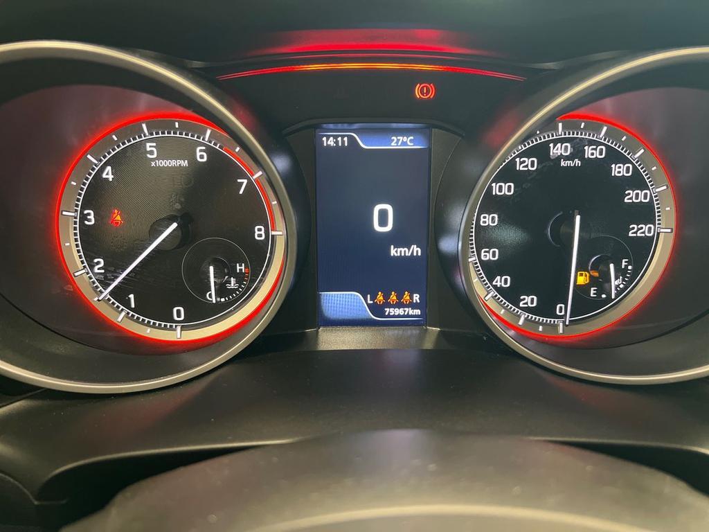 Suzuki Swift 1.2 hybrid Top 2wd