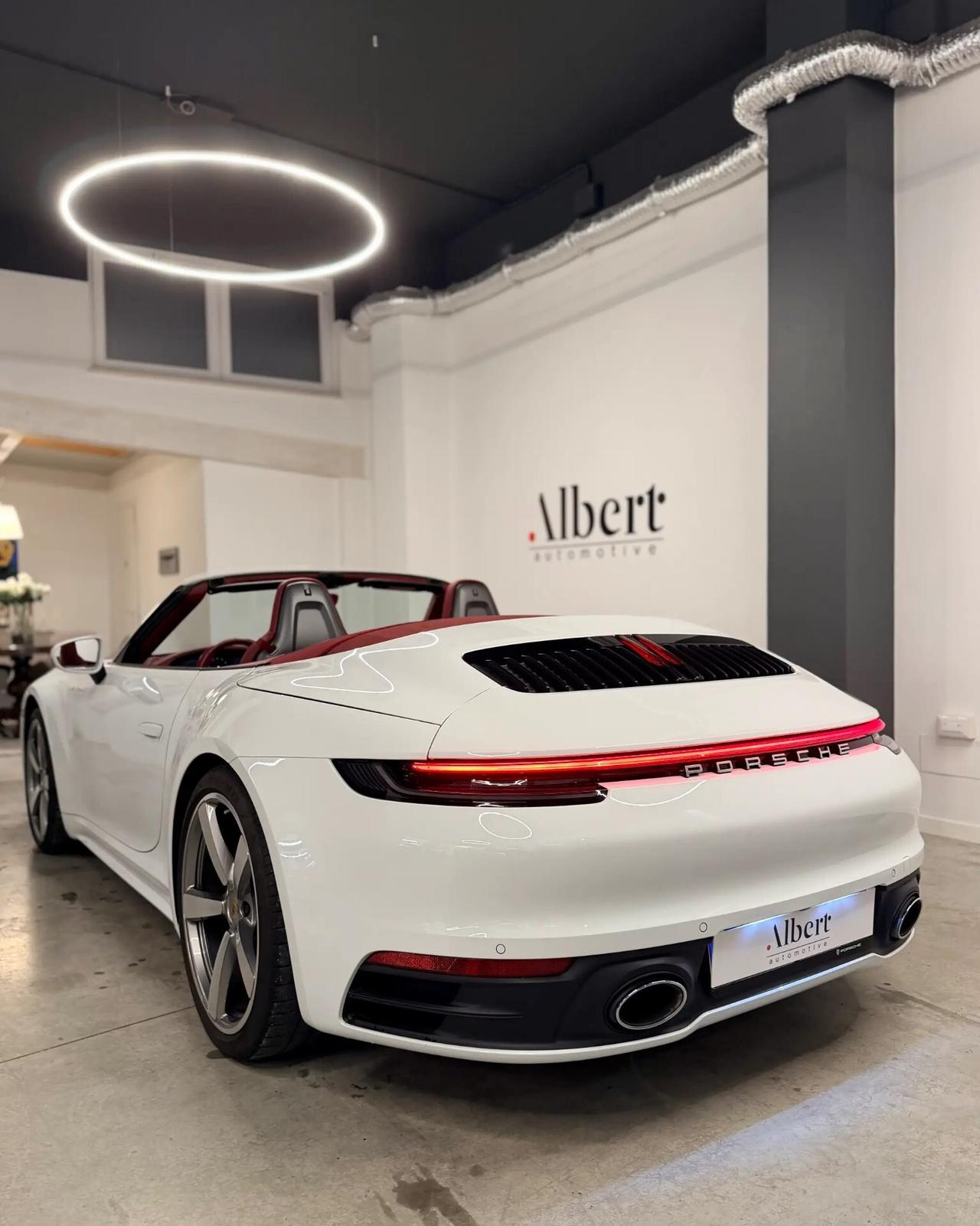 Porsche 911 Carrera Cabriolet
