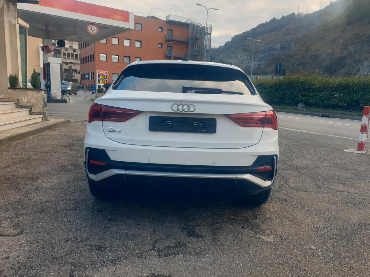 Audi Q3 SPB 35 TFSI S tronic line