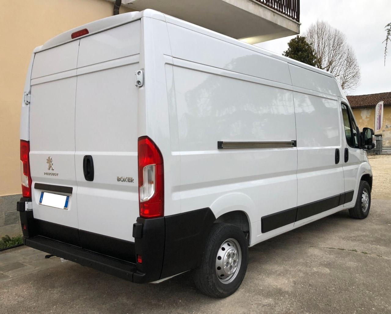 Peugeot BOXER 335 L3 H2 2.2 BlueHDi 165cv S&S 3 POSTI
