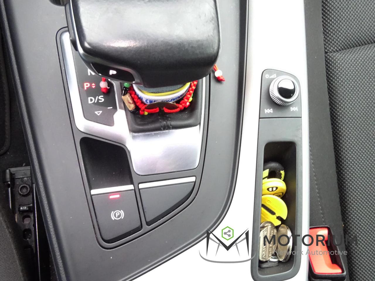 Audi A4 Avant 35 2.0 tdi mhev Business Advanced 163cv s-tronic