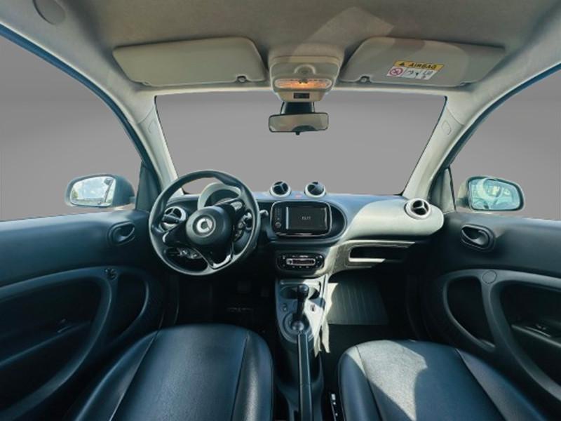 smart fortwo fortwo 70 1.0 twinamic Youngster