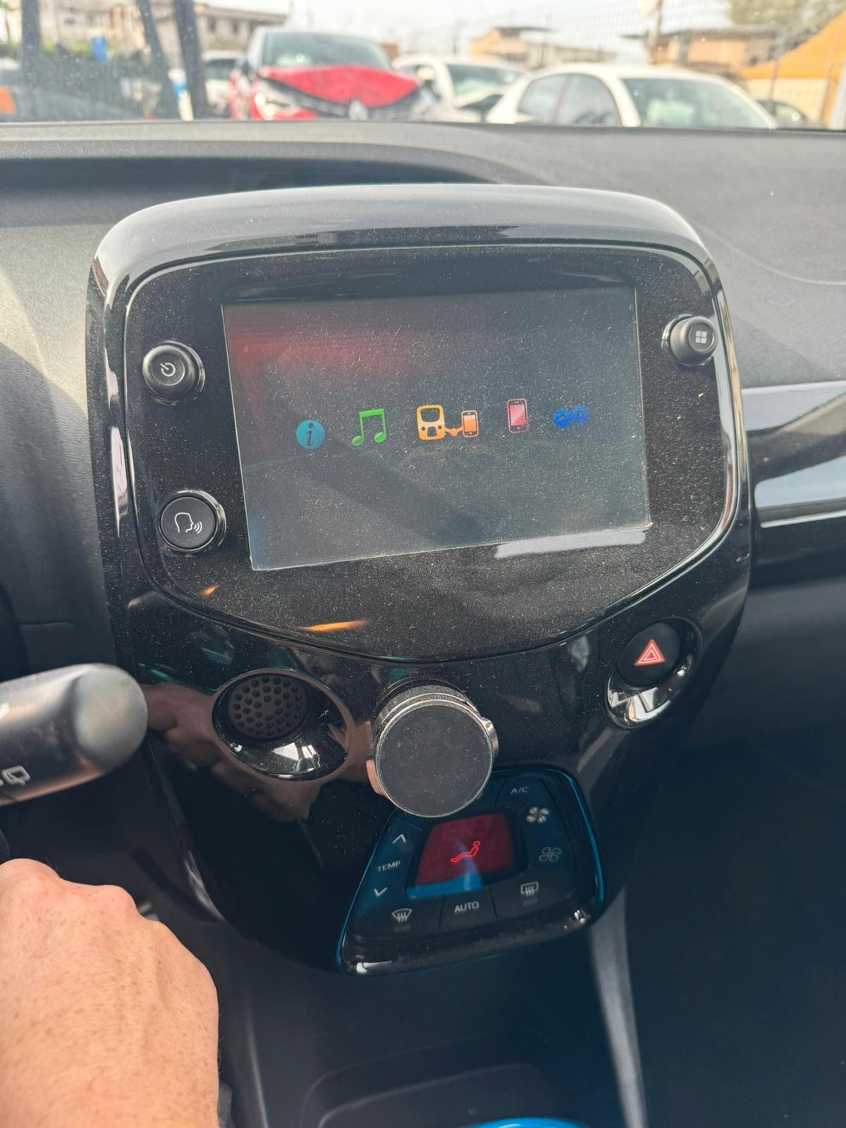 Toyota Aygo 1.0 sinistrato - 2018