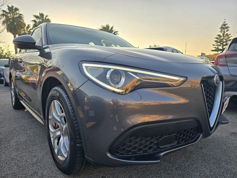 Alfa Romeo Stelvio 2.2 Turbodiesel 190 CV AT8 Q4 Business