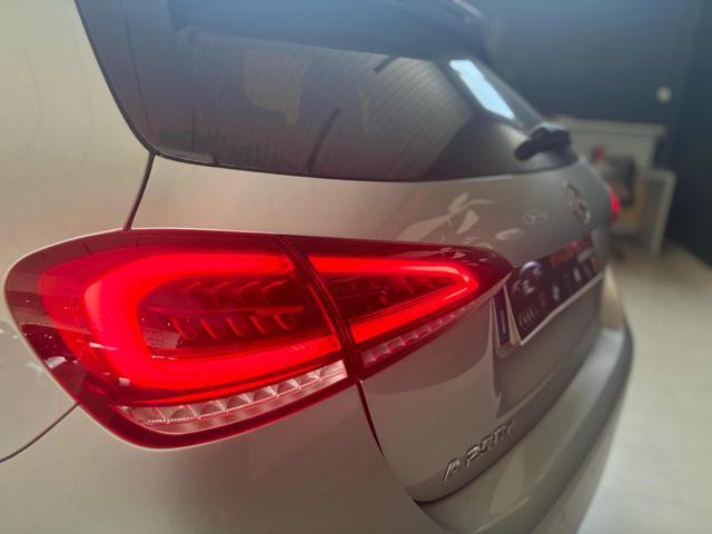 MERCEDES-BENZ A 250 e hybrid EQ Premium