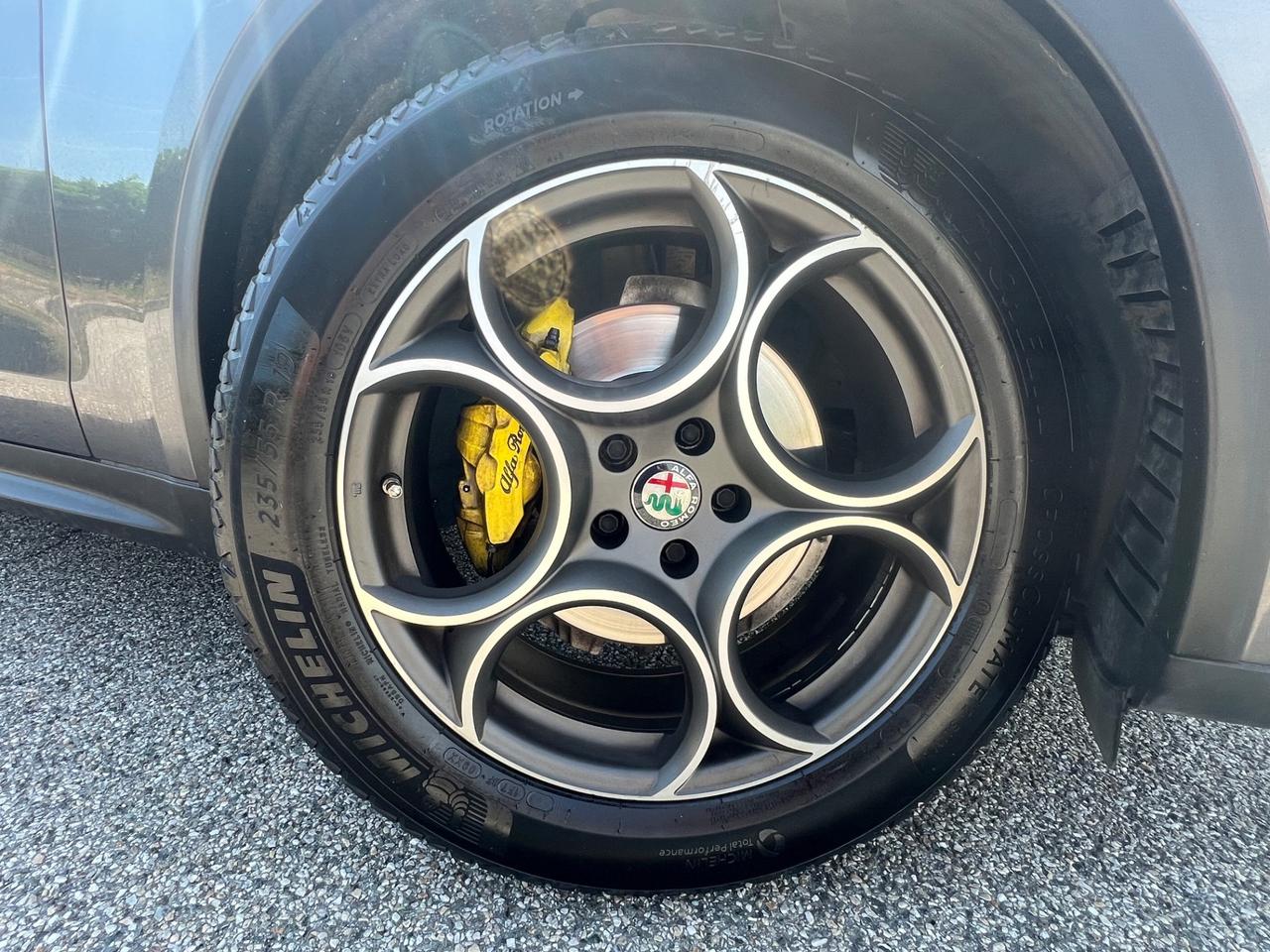 Alfa Romeo Stelvio 2.2 Turbodiesel 180 CV AT8 Q4 Executive