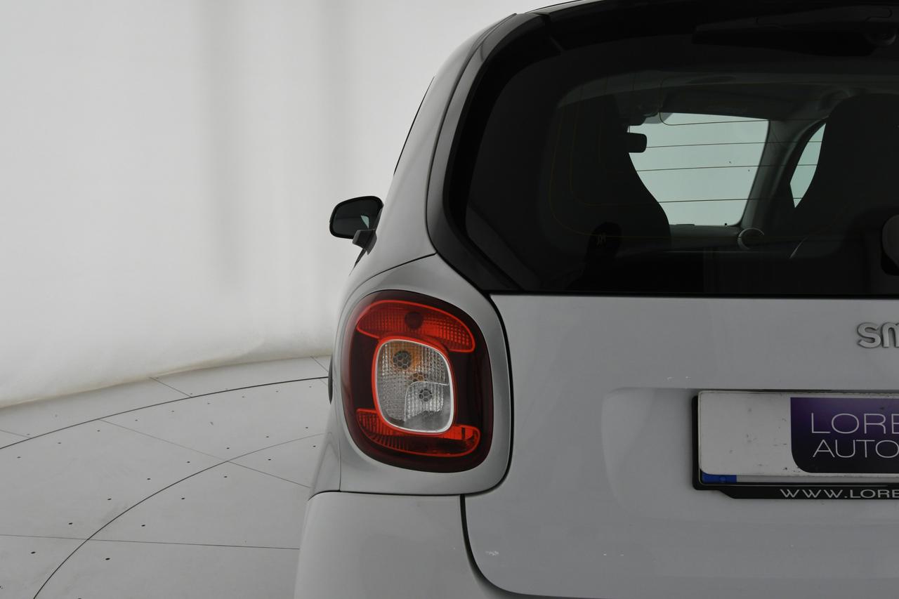SMART Fortwo 1.0 Youngster 71cv twinamic my18 NEOPATENTATI