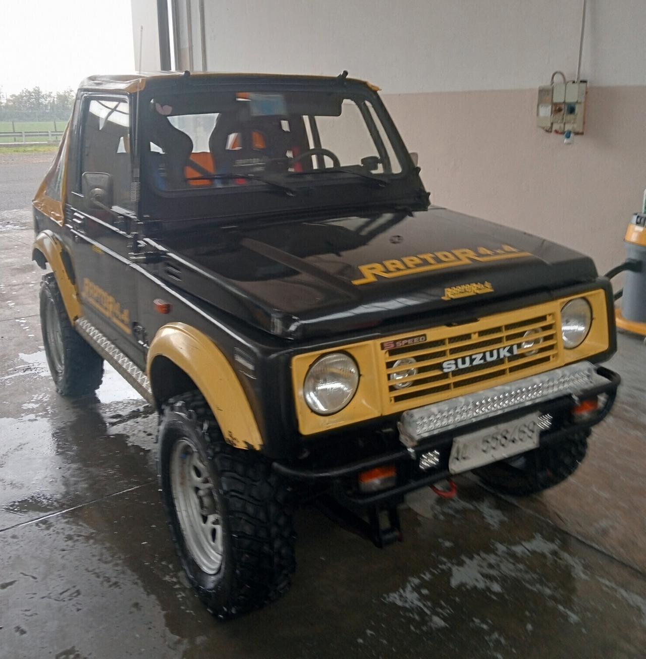 Suzuki SJ 413 Cabriolet Autocarro Preparata